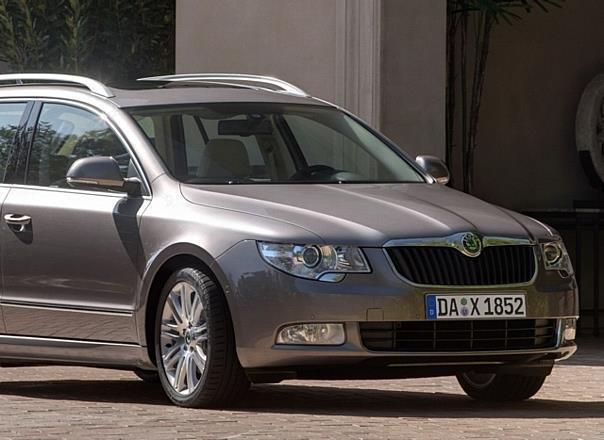 Der neue Skoda Superb Combi kommt Ende Januar 2010 zu Preisen ab 23.950 Euro auf den deutschen Markt. Foto: Skoda/auto-reporter.net 